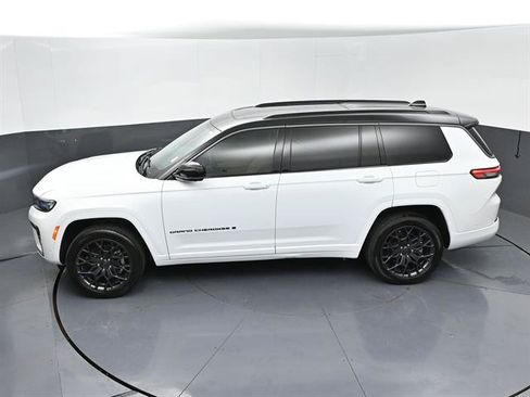 Used 2026 Jeep Grand Cherokee L Summit w/ Obsidian Package AWD/4WD image 42