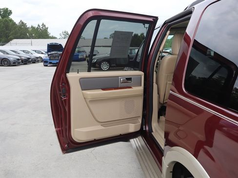 Used 2009 Ford Expedition EL 4WD image 32