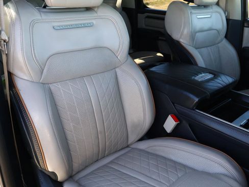 Used 2025 RAM 1500 Tungsten image 22