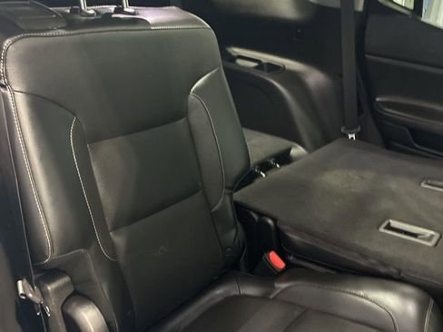 Used 2017 GMC Acadia SLT image 46