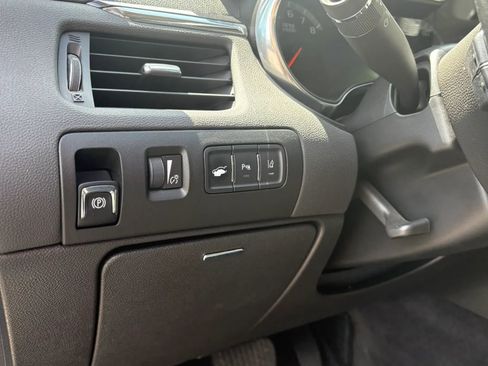 Used 2014 Chevrolet Impala LT w/ Premium Seating Package FWD image 17