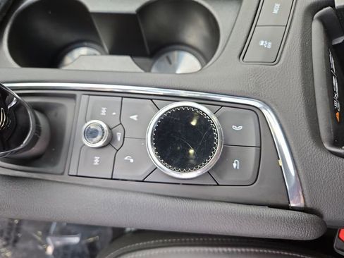 Used 2024 Cadillac XT6 Premium Luxury AWD/4WD image 26