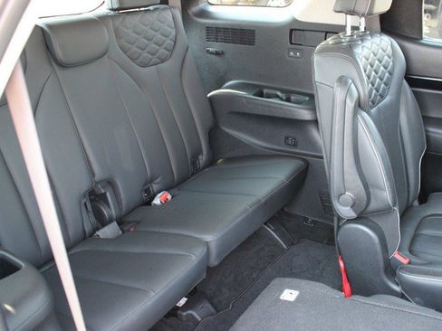 Used 2022 Hyundai Palisade Limited AWD/4WD image 13