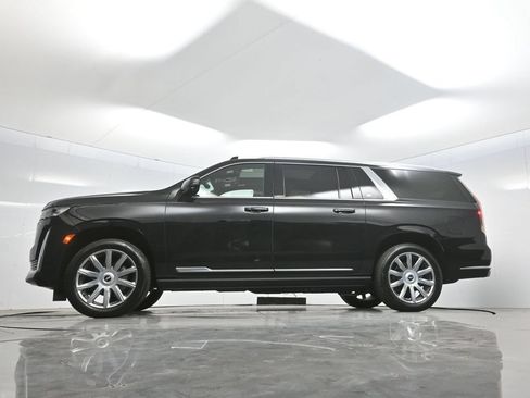 Used 2024 Cadillac Escalade ESV Premium Luxury Platinum AWD/4WD image 7