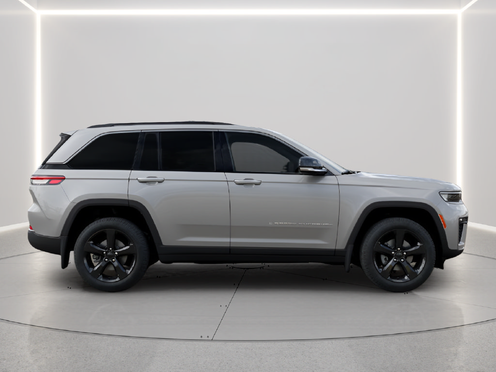 New 2026 Jeep Grand Cherokee Limited w/ Limited Altitude Package AWD/4WD image 22