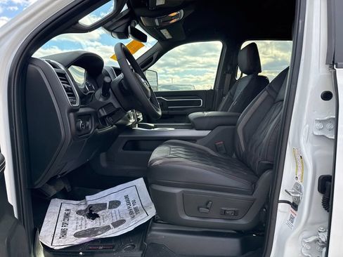 New 2025 RAM 2500 Big Horn AWD/4WD image 19
