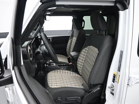 New 2026 Jeep Gladiator Sport AWD/4WD image 22