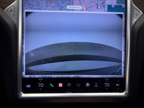 Used 2017 Tesla Model S 75 image 5