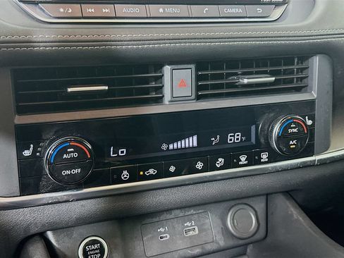 Certified 2023 Nissan Rogue SV w/ SV Premium B Package AWD/4WD image 22