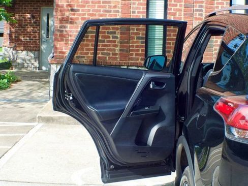 Used 2017 Toyota RAV4 SE w/ Power Extra Value Package image 45