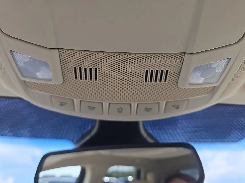 Used 2019 Ford Edge SEL w/ Equipment Group 201A FWD image 38