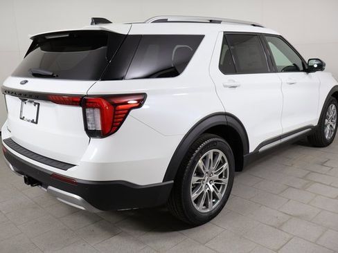 New 2026 Ford Explorer Platinum image 5