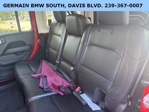 Used 2025 Jeep Wrangler Unlimited Rubicon image 48