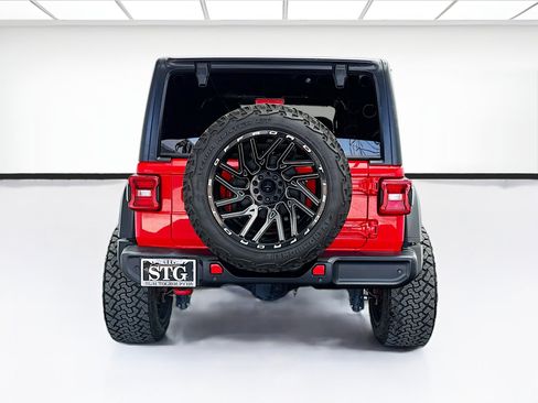 Used 2021 Jeep Wrangler Unlimited Rubicon w/ Safety Group AWD/4WD image 5