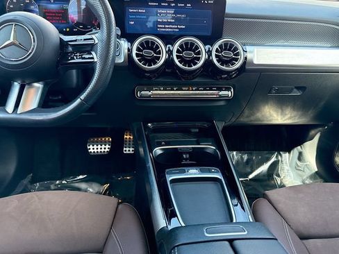 Used 2024 Mercedes-Benz GLB 250 image 18