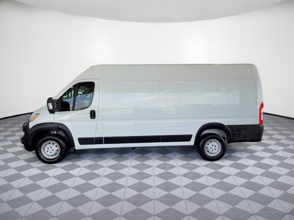 Used 2023 RAM ProMaster 3500 FWD image 2