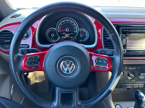 Used 2014 Volkswagen Beetle 2.5 image 21