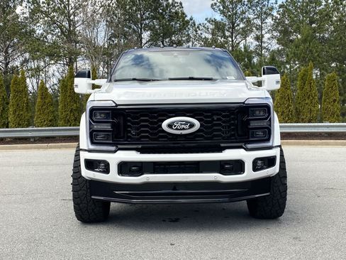 Used 2026 Ford F450 Platinum w/ FX4 Off-Road Package image 13