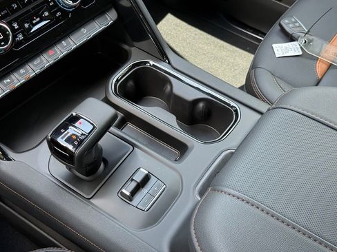 New 2026 GMC Sierra 1500 AT4 w/ Technology Package AWD/4WD image 29