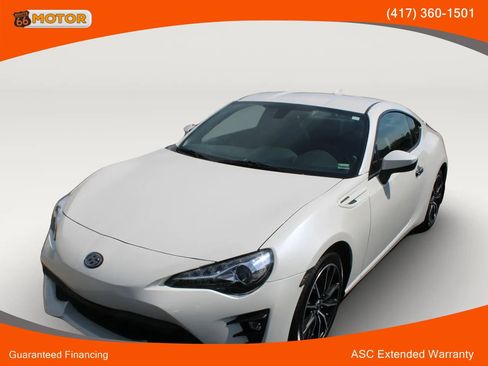 Used 2019 Toyota 86 RWD image 1