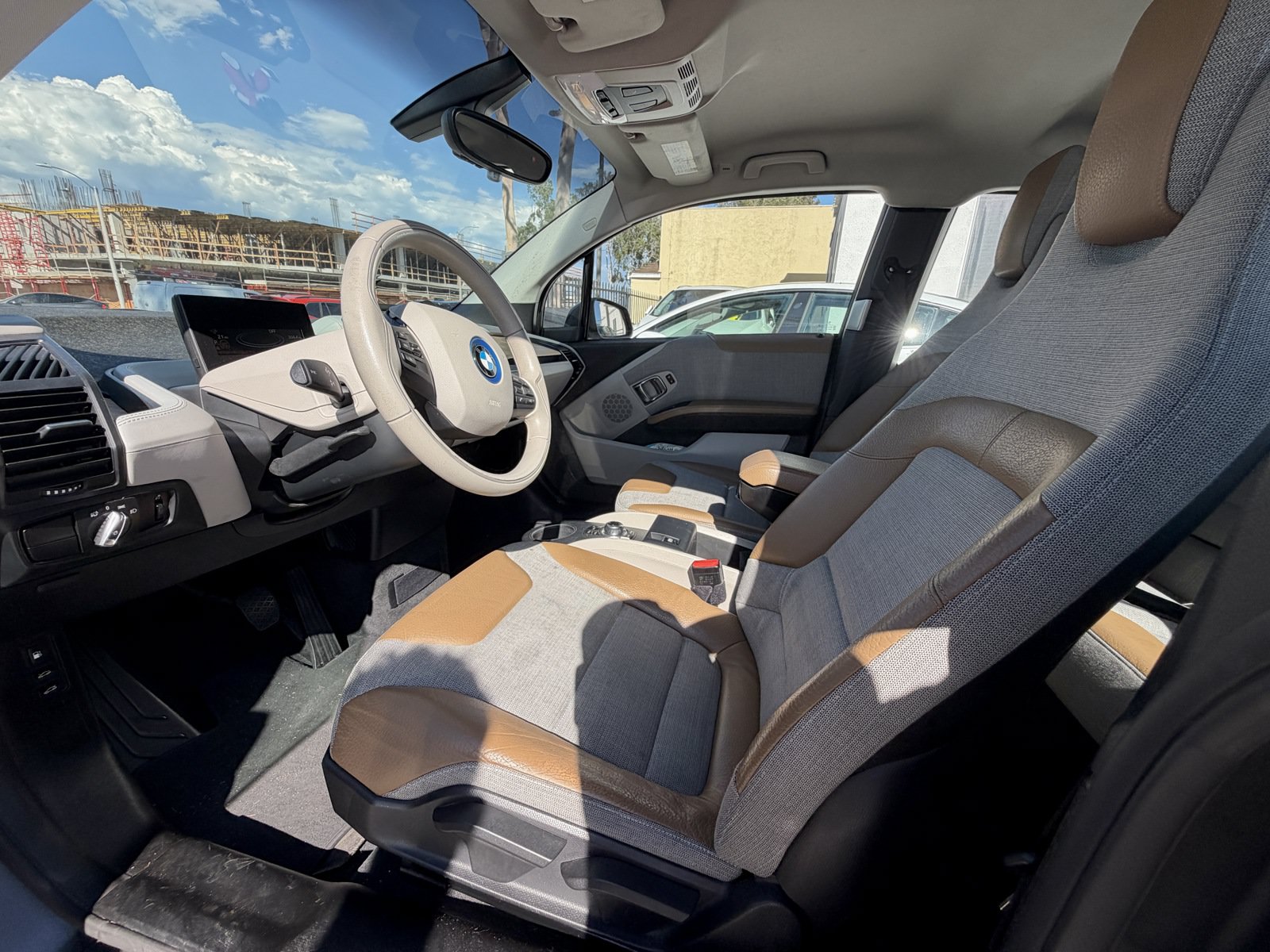 Used 2016 BMW i3 w/ Range Extender RWD image 7