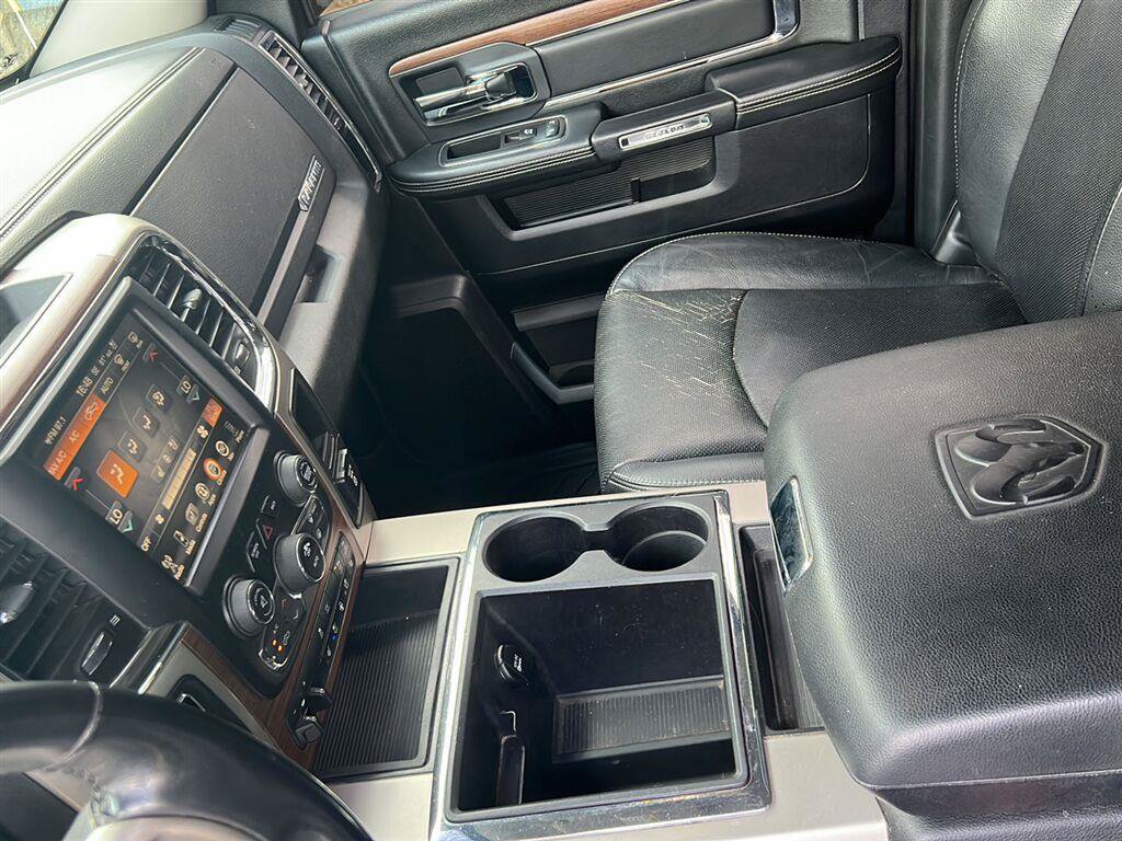 Used 2014 RAM 1500 Laramie w/ Convenience Group AWD/4WD image 12