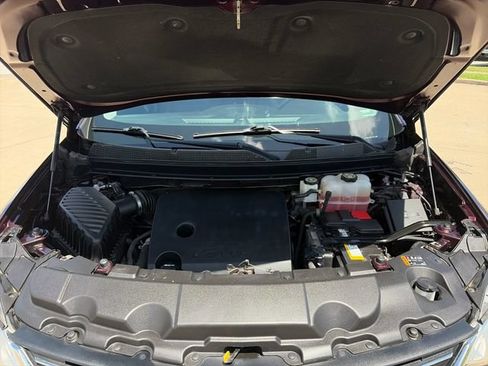 Used 2019 Chevrolet Traverse LT AWD/4WD image 34