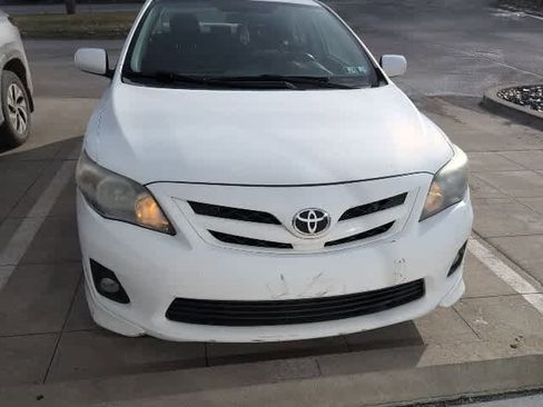 Used 2013 Toyota Corolla S image 6