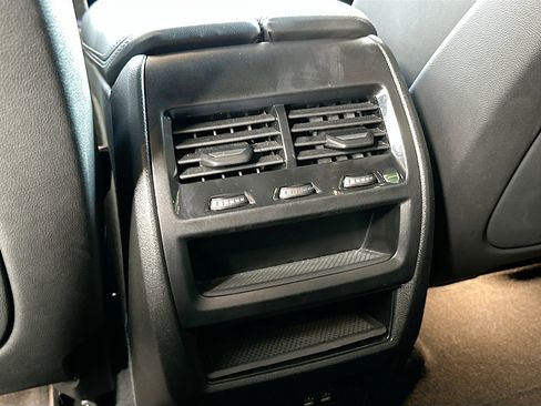 Used 2025 BMW X5 sDrive40i w/ M Sport Package RWD image 27