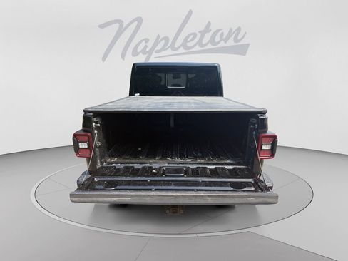 Used 2021 Jeep Gladiator Overland AWD/4WD image 32