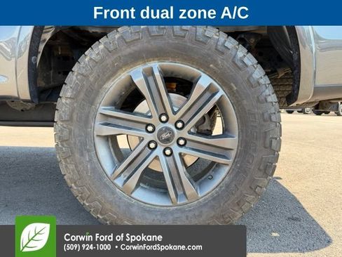 Used 2018 Ford F150 Lariat w/ Equipment Group 502A Luxury AWD/4WD image 8