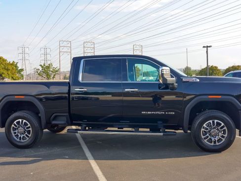 New 2025 GMC Sierra 2500 SLT w/ SLT Premium Package image 7