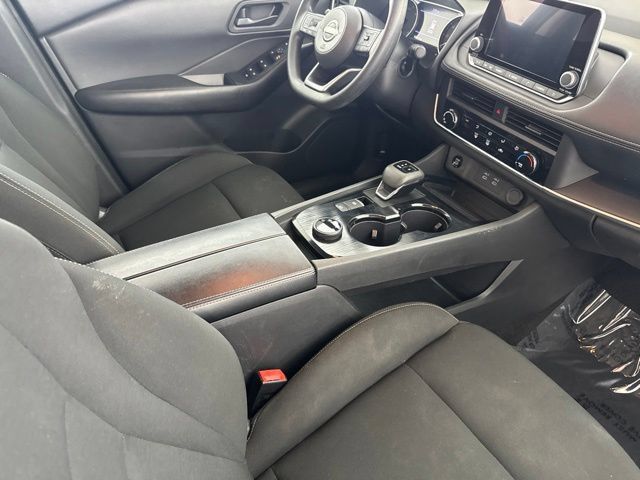 Used 2024 Nissan Rogue S AWD/4WD image 21