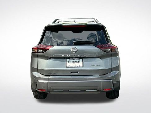 Used 2024 Nissan Rogue SL w/ SL Premium Package AWD/4WD image 5