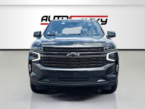 Used 2022 Chevrolet Suburban RST w/ Sport Performance Package image 2