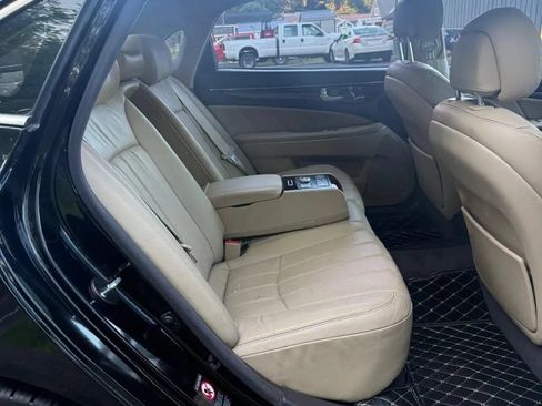 Used 2012 Hyundai Equus Signature RWD image 23