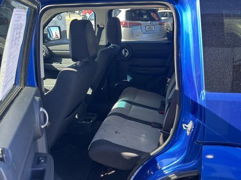 Used 2008 Dodge Nitro SXT image 12