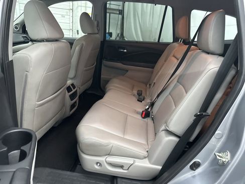 Used 2017 Honda Pilot Touring image 25