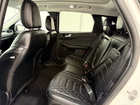 New 2024 Ford Escape SE w/ PHEV Premium Package image 15