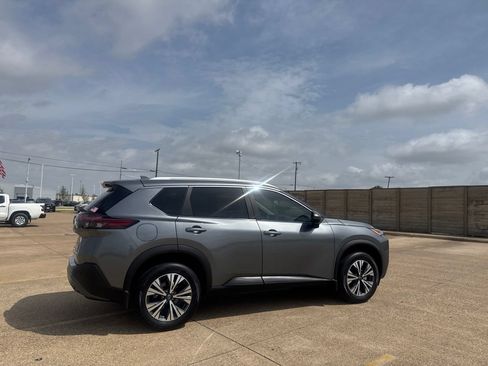Certified 2023 Nissan Rogue SV w/ SV Premium B Package FWD image 22