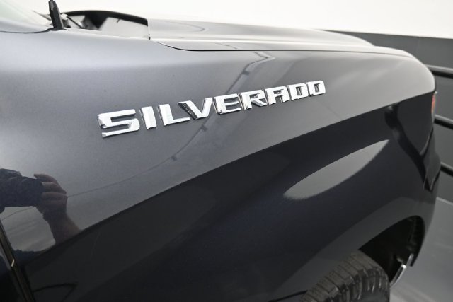 Used 2023 Chevrolet Silverado 1500 LT AWD/4WD image 26