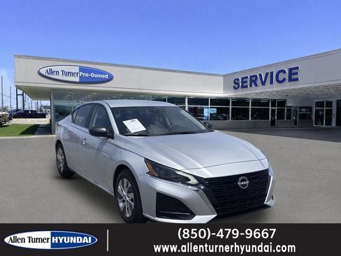 Used 2025 Nissan Altima 2.5 S FWD image 1