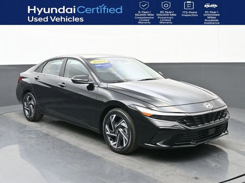 Certified 2024 Hyundai Elantra SEL w/ Convenience Package image 1