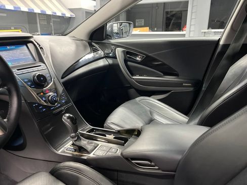 Used 2013 Hyundai Azera w/ Technology Pkg FWD image 16