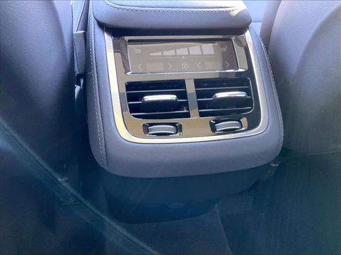 Used 2025 Volvo XC90 B5 Core w/ Protection Package Premier image 37