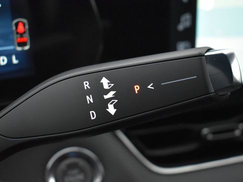 New 2026 Chevrolet Equinox RS w/ LPO, Floor Liner Package image 26