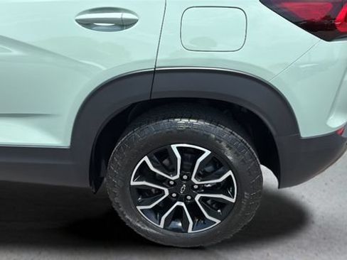 Used 2025 Chevrolet TrailBlazer ACTIV w/ Convenience Package AWD/4WD image 36