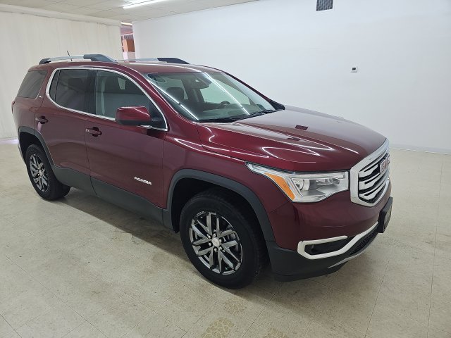 Used 2017 GMC Acadia SLT FWD image 3