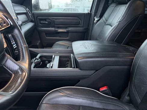 Used 2022 RAM 2500 Limited w/ Night Edition image 10
