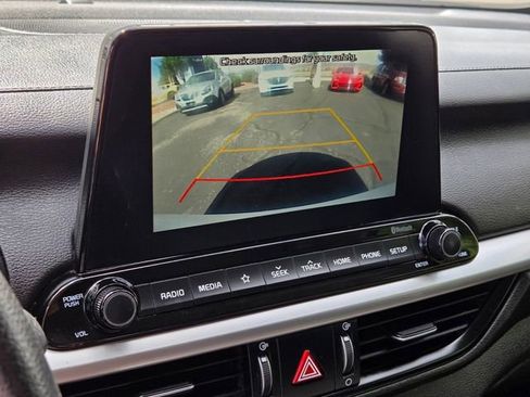 Used 2019 Kia Forte LXS image 23